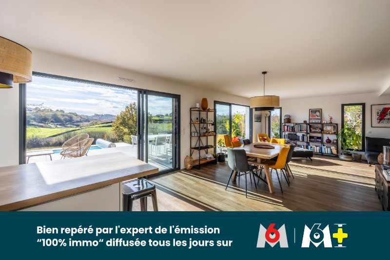 
                                                Vente
                                                 Villa familiale récente - 198m2 - Mouguerre