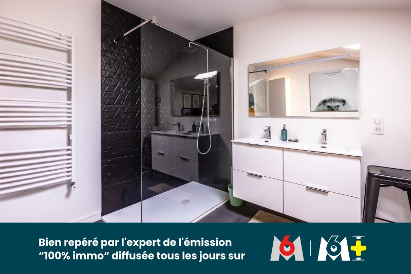 
                                                Vente
                                                 Villa familiale récente - 198m2 - Mouguerre