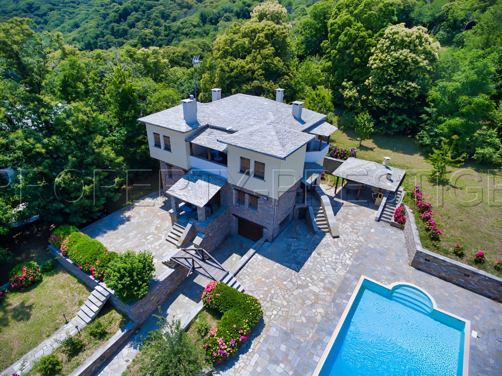 
                                                Vente
                                                 Villa Grèce 350 m² Vue Mer 0.36 Ha