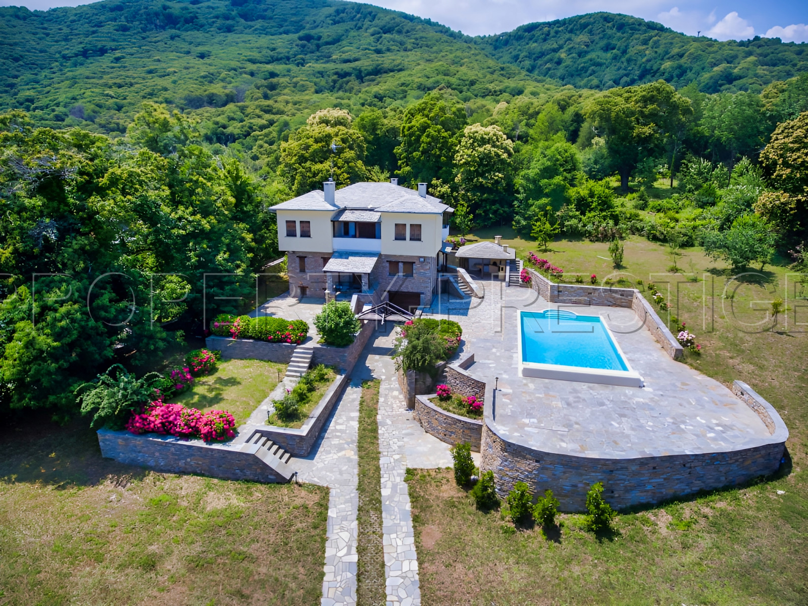 
                                                Vente
                                                 Villa Grèce 350 m² Vue Mer 0.36 Ha