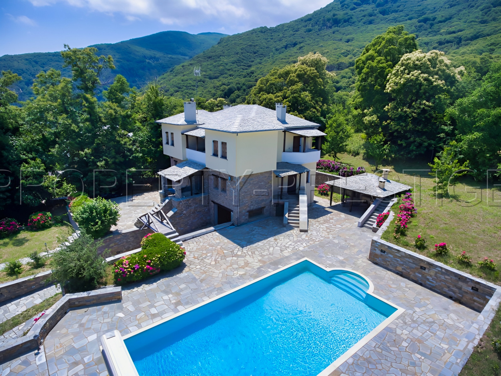 
                                                Vente
                                                 Villa Grèce 350 m² Vue Mer 0.36 Ha
