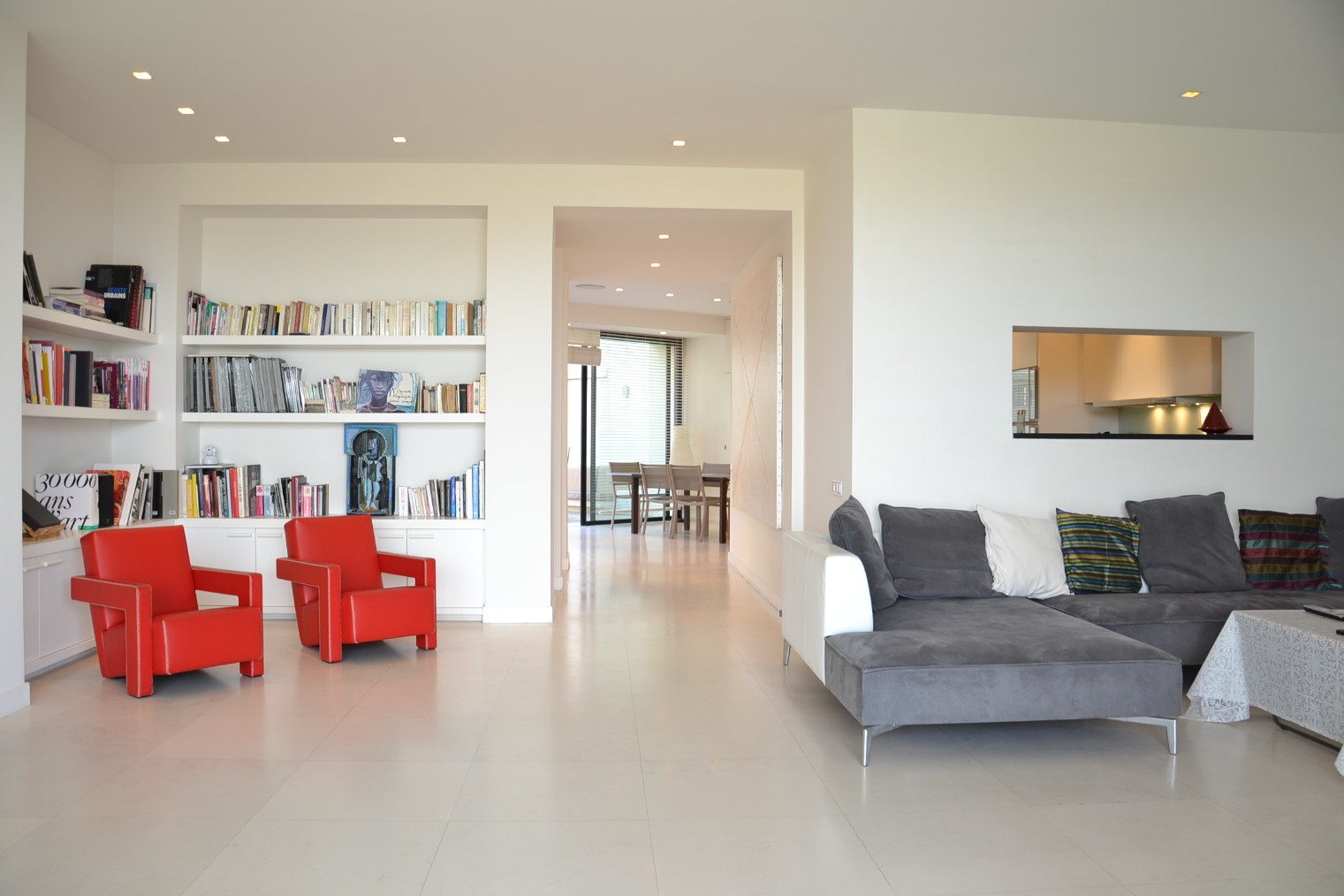 
                                                Location
                                                 Villa Malmousque