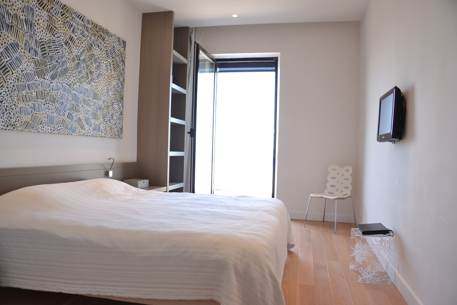 
                                                Location
                                                 Villa Malmousque