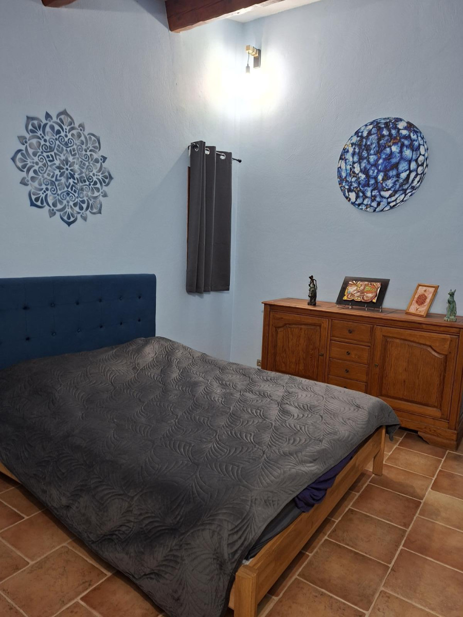 
                                                Location
                                                 Villa meublé et jacuzzy sur 2000m2 de terrain
