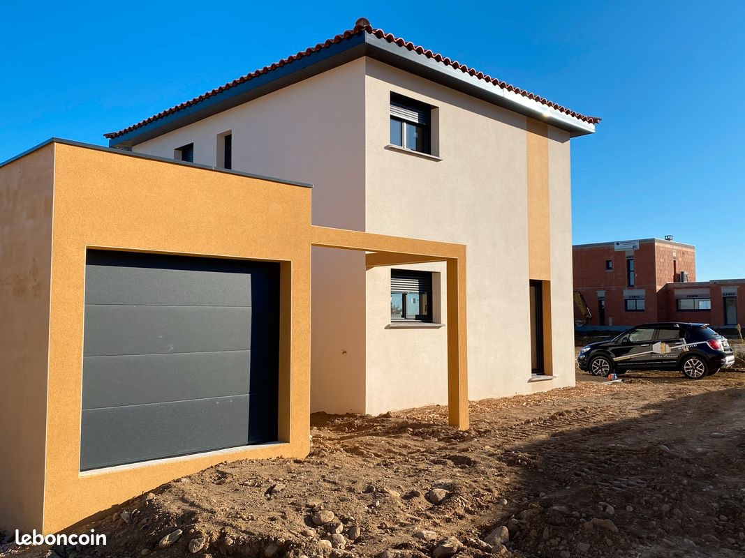 
                                                Vente
                                                 VILLA  MODERNE 100M + TERRAIN 476M2 4F