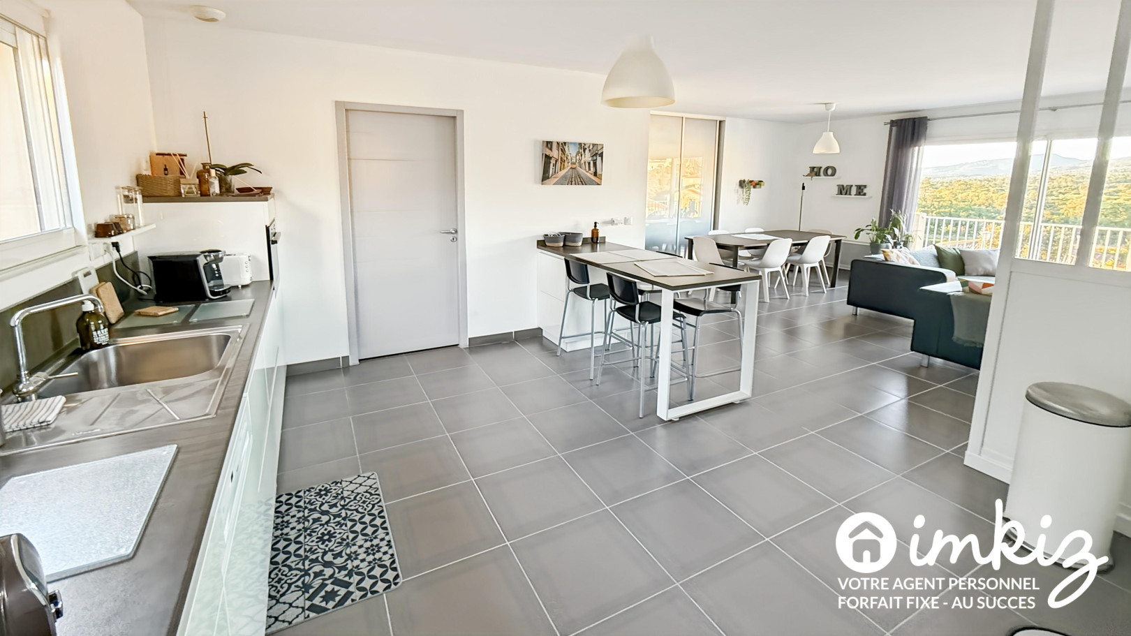
                                                Vente
                                                 Villa moderne exposée Sud-Ouest Ventiseri