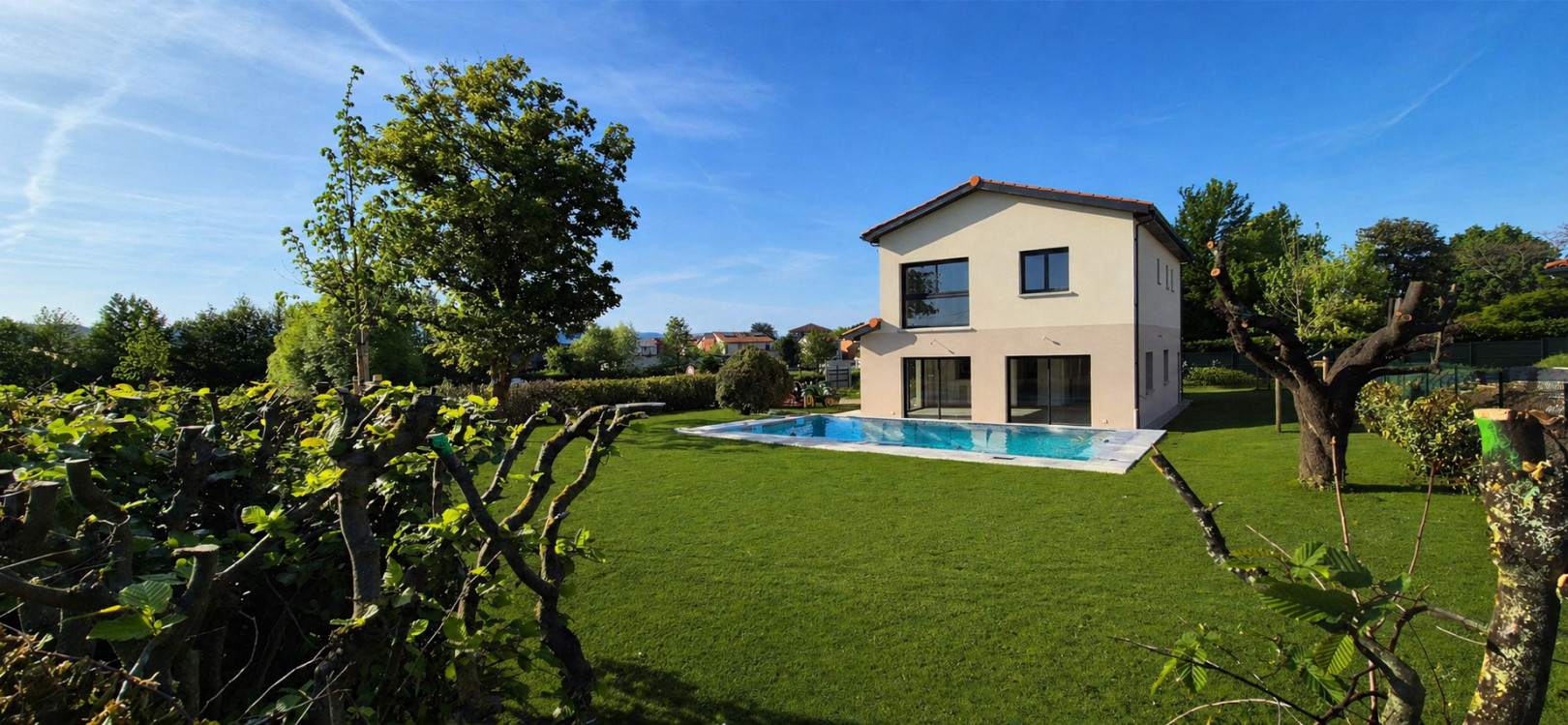 
                                                Vente
                                                 VILLA NEUVE 150 M² SUR UN TERRAIN DE 1005 M²