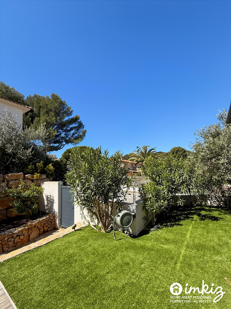 
                                                Vente
                                                 Villa piscine
