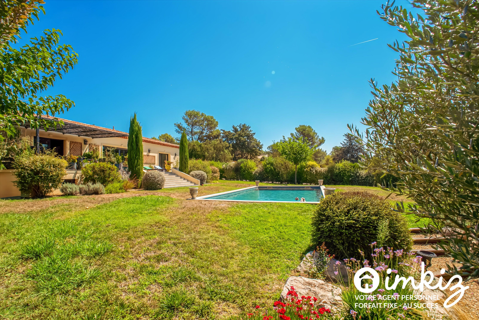 
                                                Vente
                                                 Villa piscine Cabries 175m2 + 70m2 sous sol