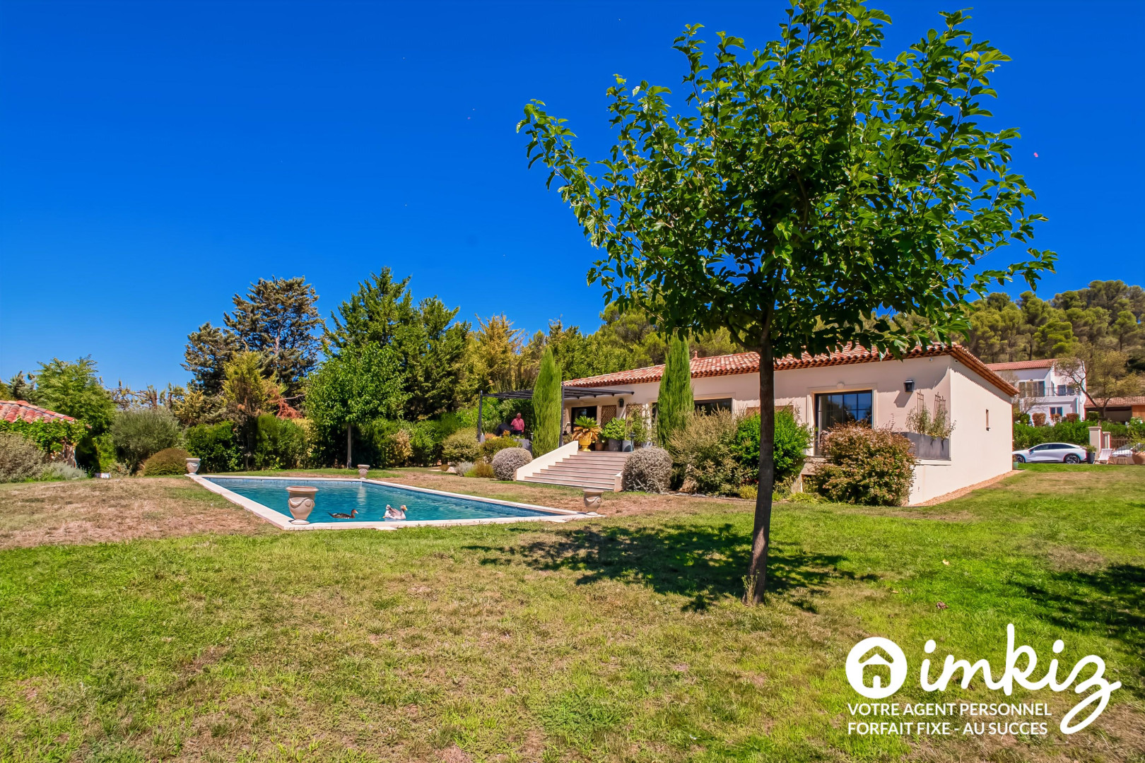 
                                                Vente
                                                 Villa piscine Cabries 175m2 + 70m2 sous sol