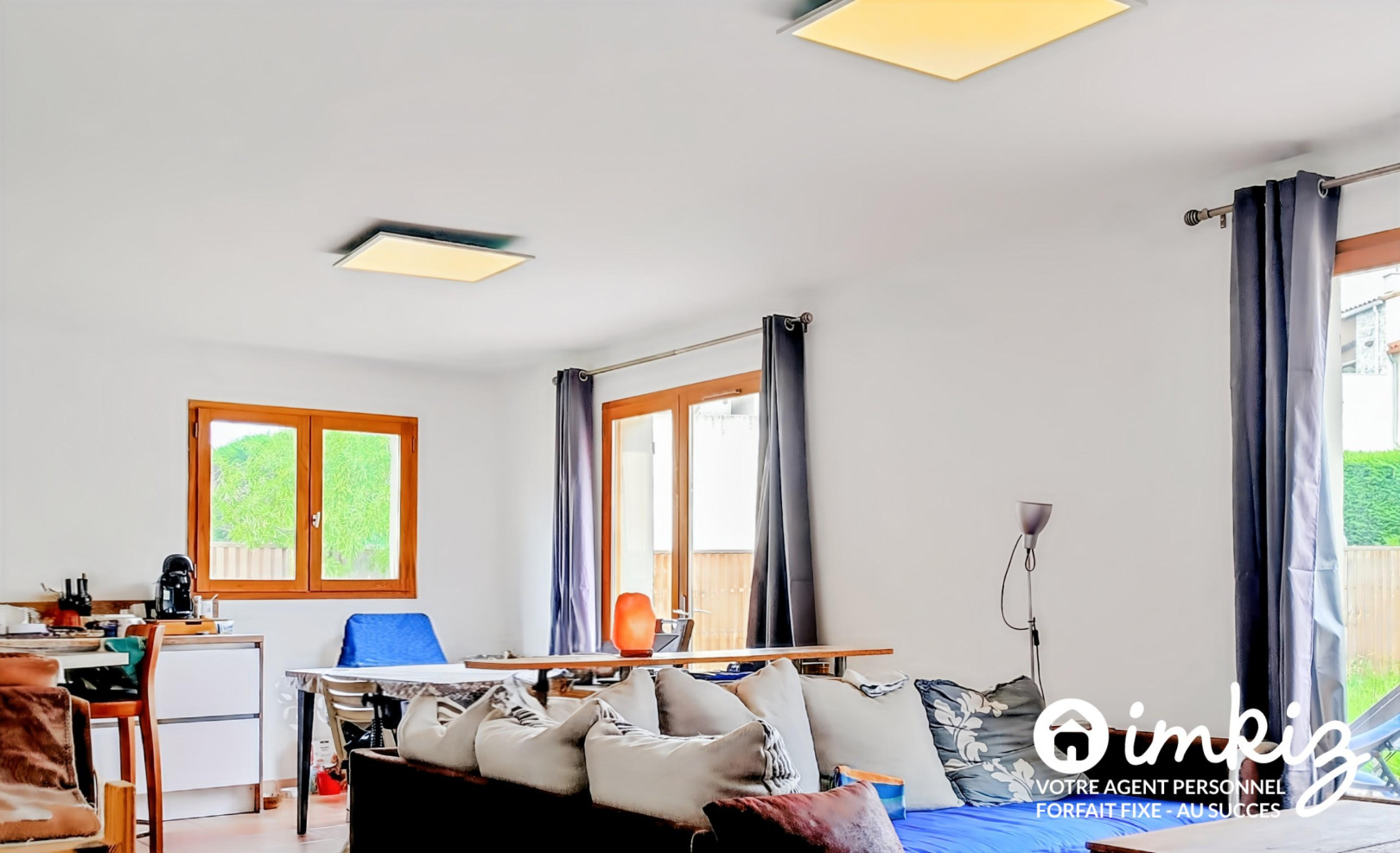 
                                                Vente
                                                 villa plain-pied - garage - piscine