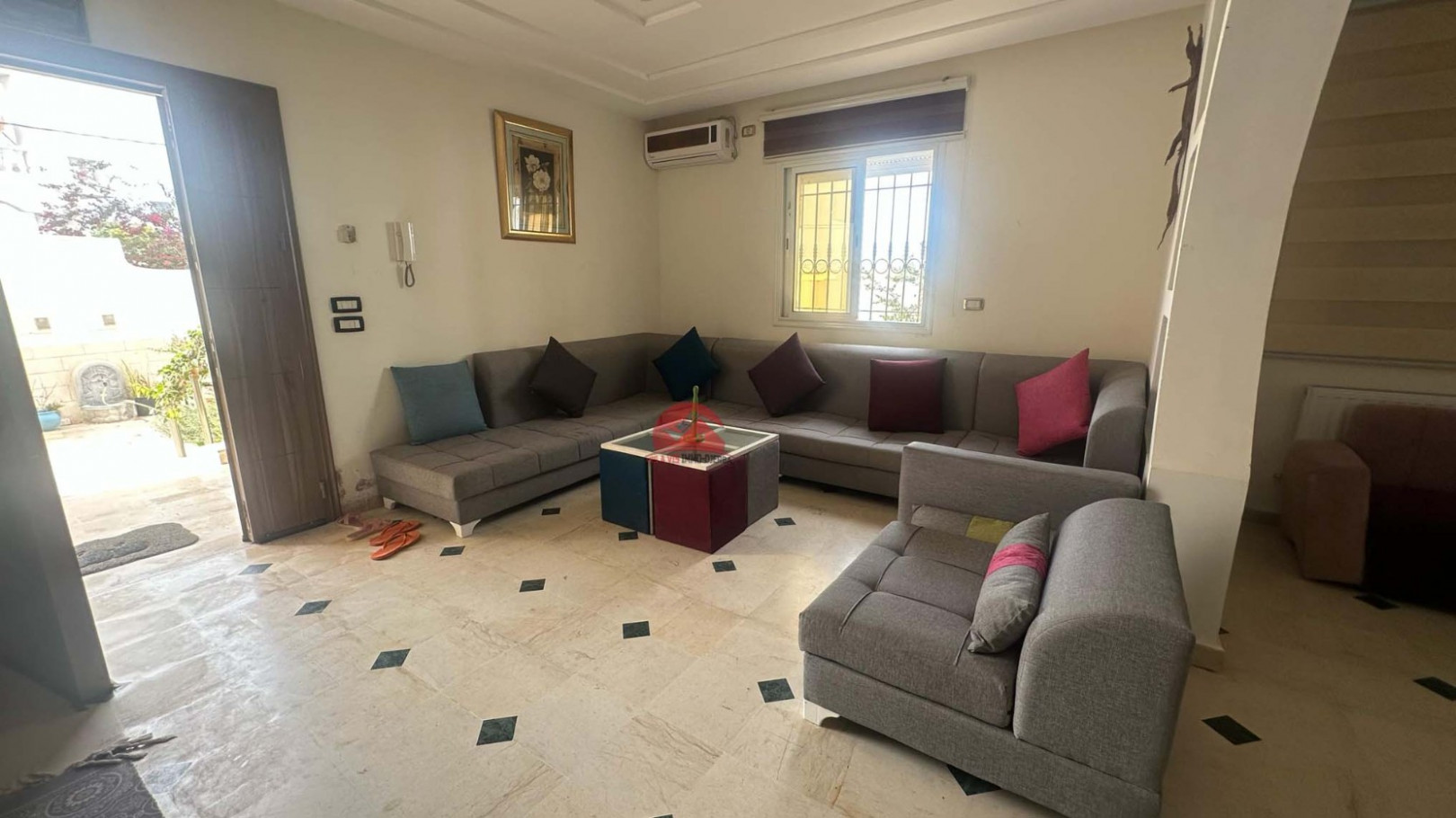 
                                                Vente
                                                 VILLA RÉCENTE À LA ZONE TOURISTIQUE MIDOUN DJERBA