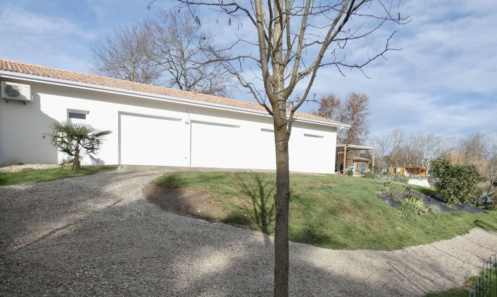 
                                                Location
                                                 VILLA RECENTE T4 (fin 2022) Bord du Lot