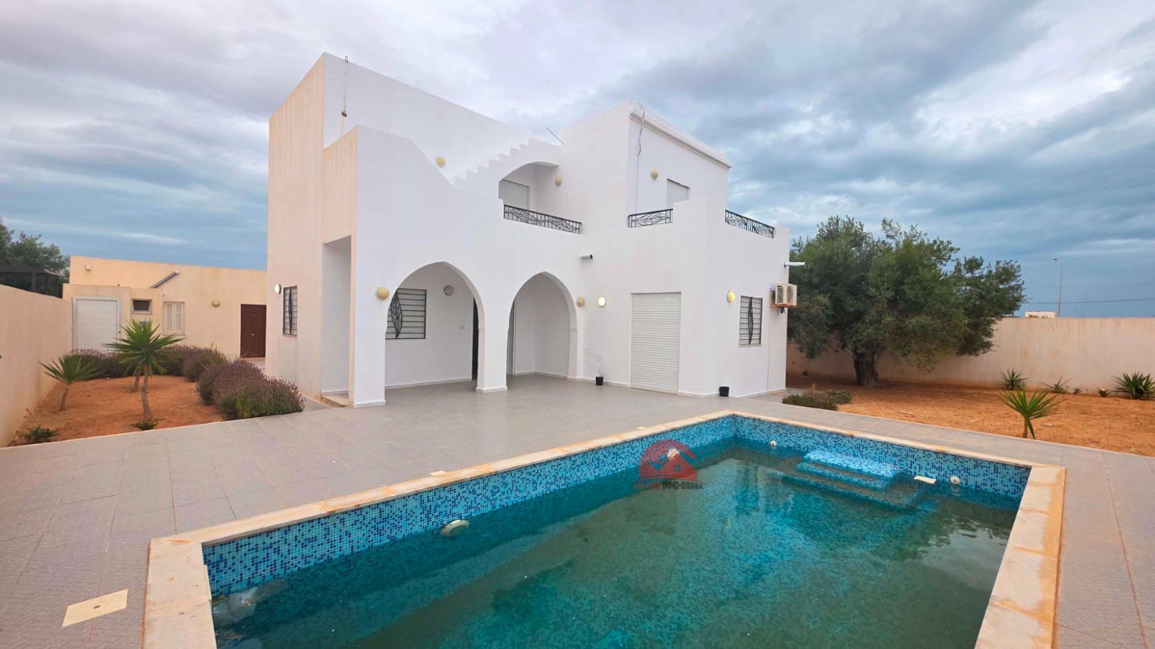 
                                                Location
                                                 VILLA SANS MEUBLES À HOUMT SOUK DJERBA - RÉF L767