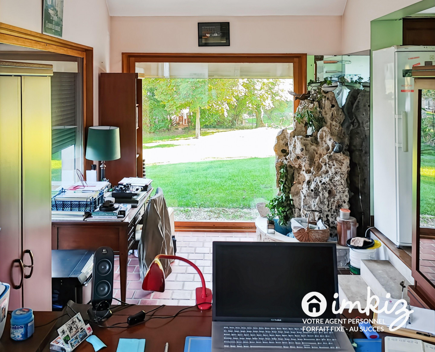 
                                                Vente
                                                 Villa sur un grand terrain arboré avec une mare