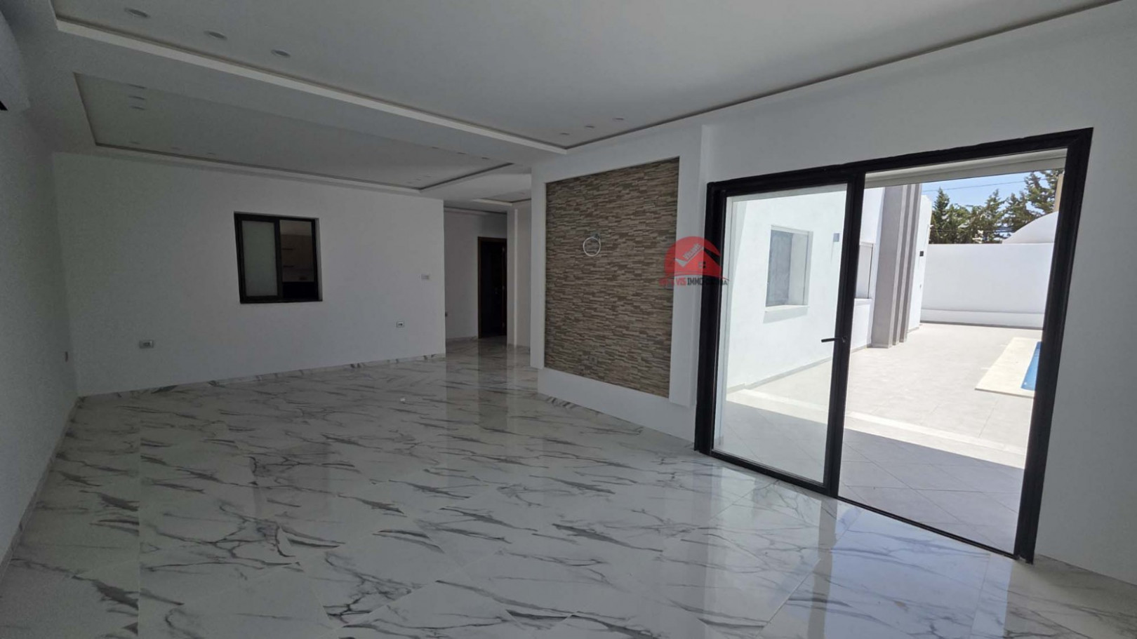 
                                                Vente
                                                 VILLA TITRÉE AVEC PISCINE À DJERBA TEZDAINE ZA