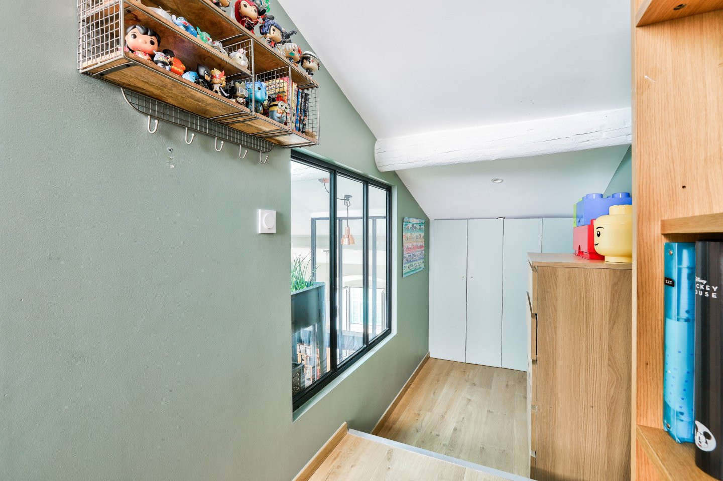 
                                                Vente
                                                 Villefranche-Sur-Mer - Appartement duplex au calme