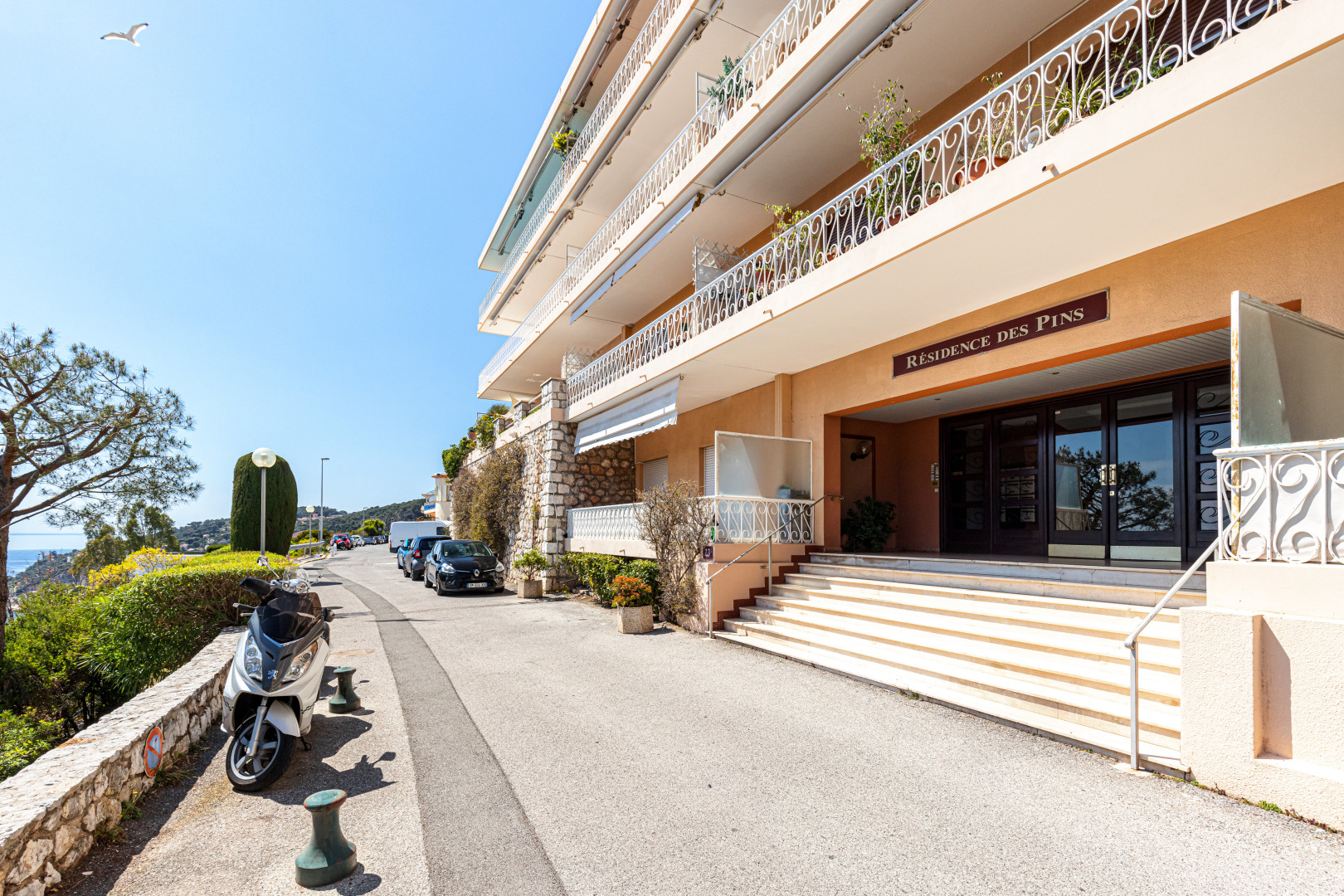 
                                                Vente
                                                 VILLEFRANCHE SUR MER - Corne d’Or  - Magnifique 3 pièces entièrement rénové disposant d’une terrasse avec vue panoramique sur la mer