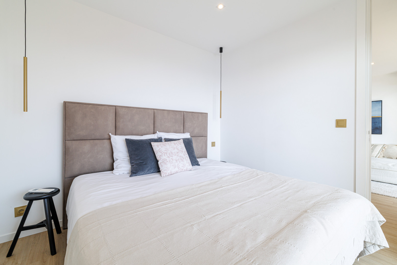 
                                                Vente
                                                 VILLEFRANCHE SUR MER - Corne d’Or  - Magnifique 3 pièces entièrement rénové disposant d’une terrasse avec vue panoramique sur la mer