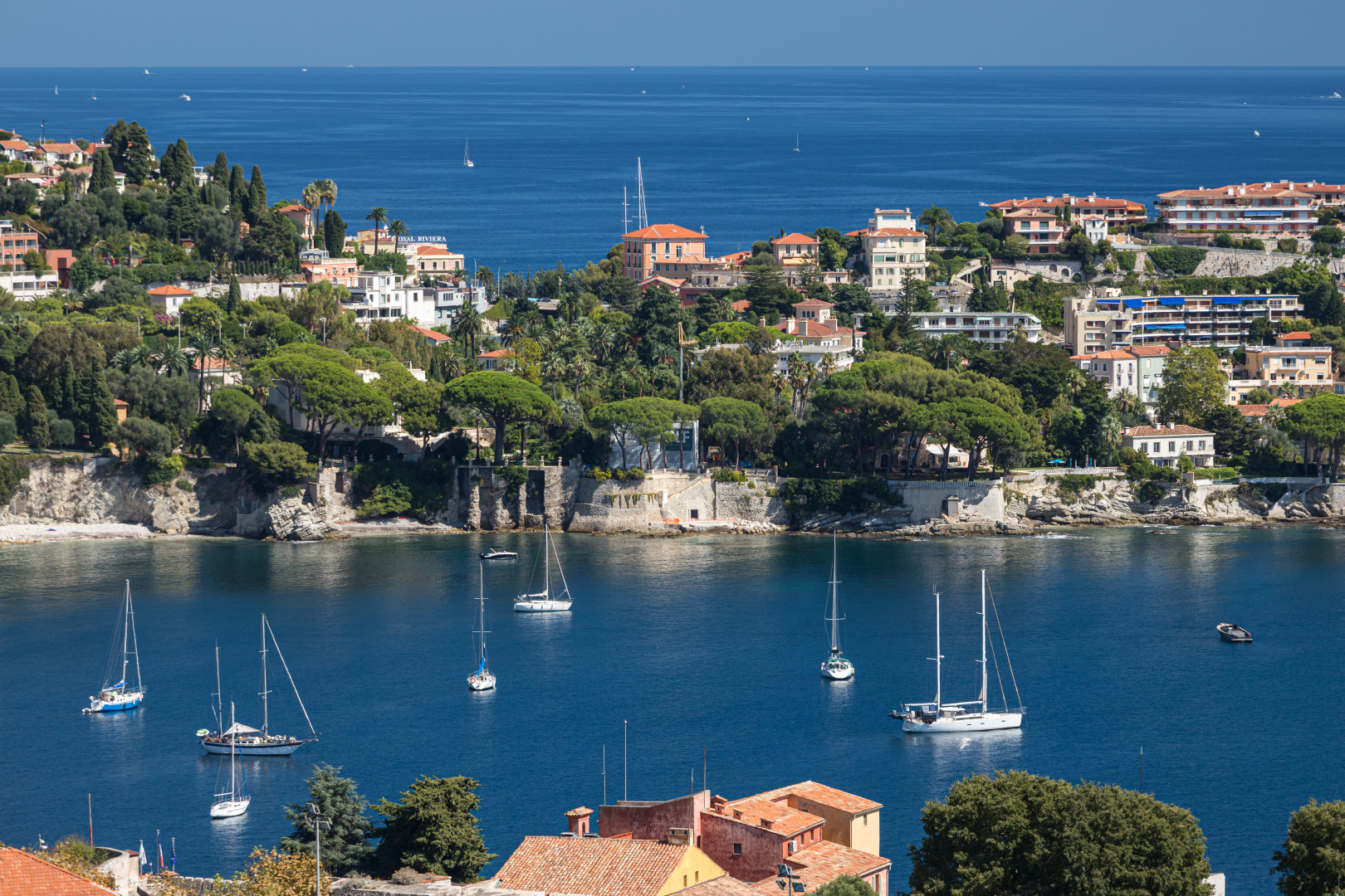 
                                                Vente
                                                 Villefranche-sur-Mer – Superbe 2/3 pièces avec vue mer panoramique