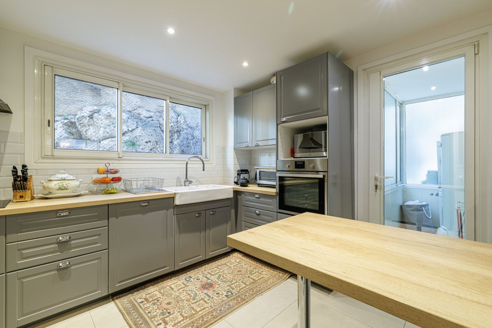 
                                                Vente
                                                 Villefranche-sur-Mer – Superbe 2/3 pièces en étage élevé, avec vue mer panoramique et au calme absolu