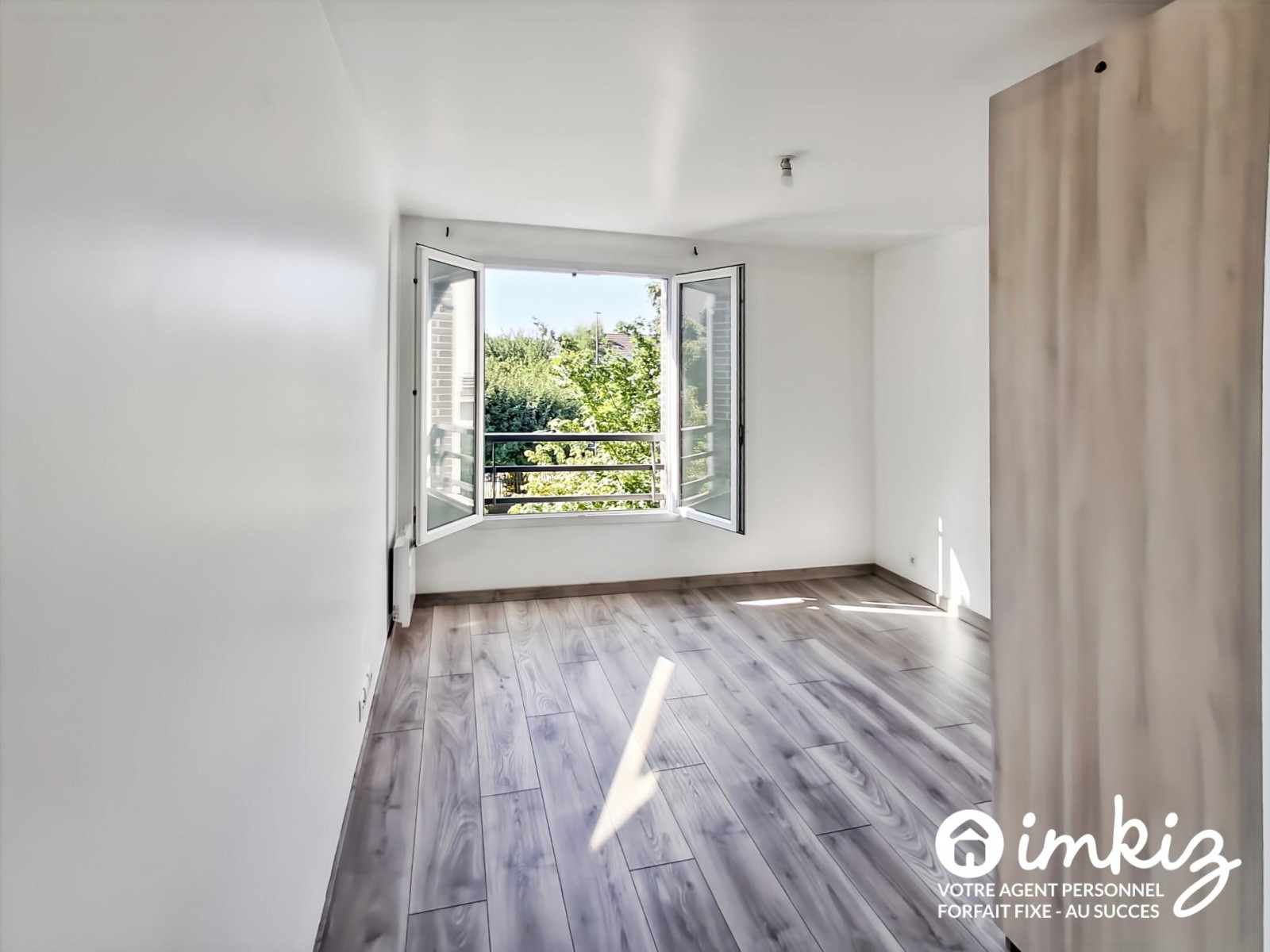 
                                                Vente
                                                 Villeneuve-le-Roi  – À 8 min du RER -2p 49m²