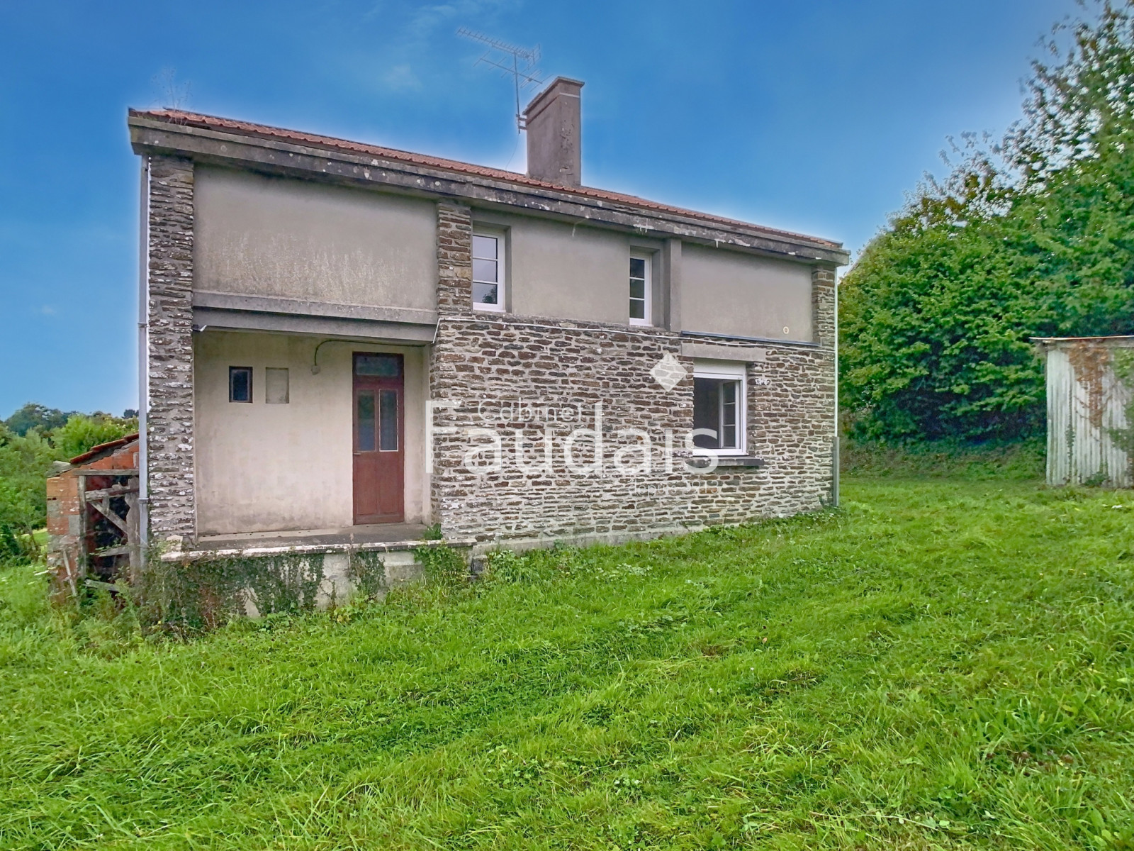 
                                                Vente
                                                 VILLIERS-FOSSARD, Maison 4 pièces, 2 chambres