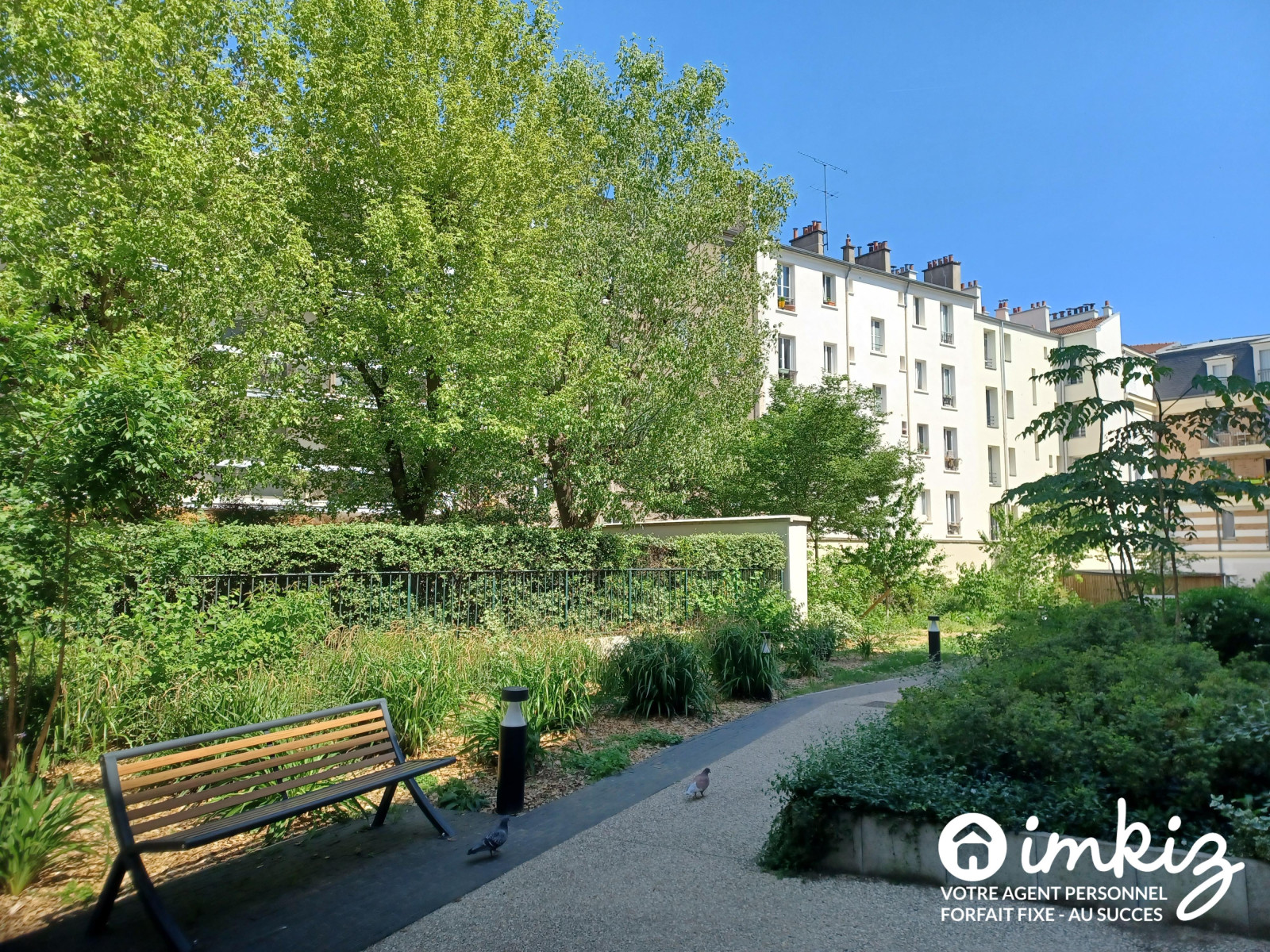 
                                                Vente
                                                 Vincennes – 2P lumineux  dernier étage