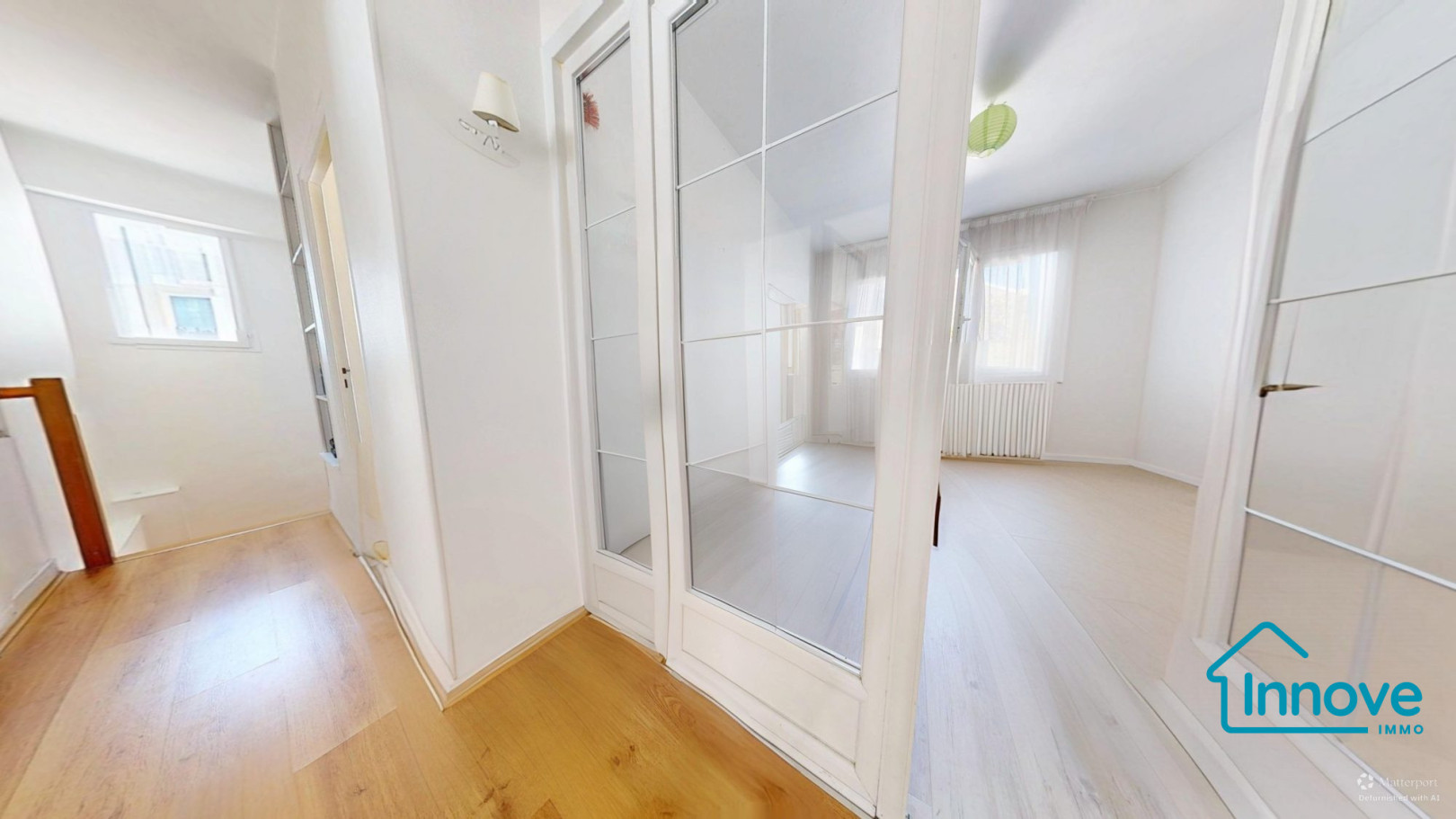 
                                                Vente
                                                 Viroflay gare Rive Gauche, Duplex – 210 m² – 7 chambres –