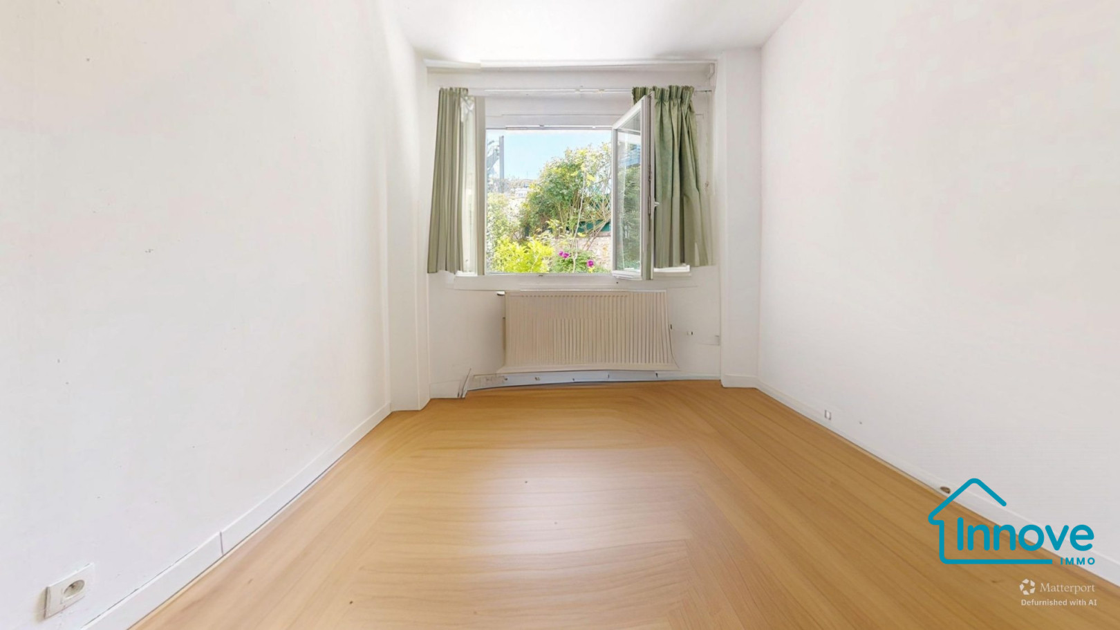 
                                                Vente
                                                 Viroflay gare Rive Gauche, Duplex – 210 m² – 7 chambres –