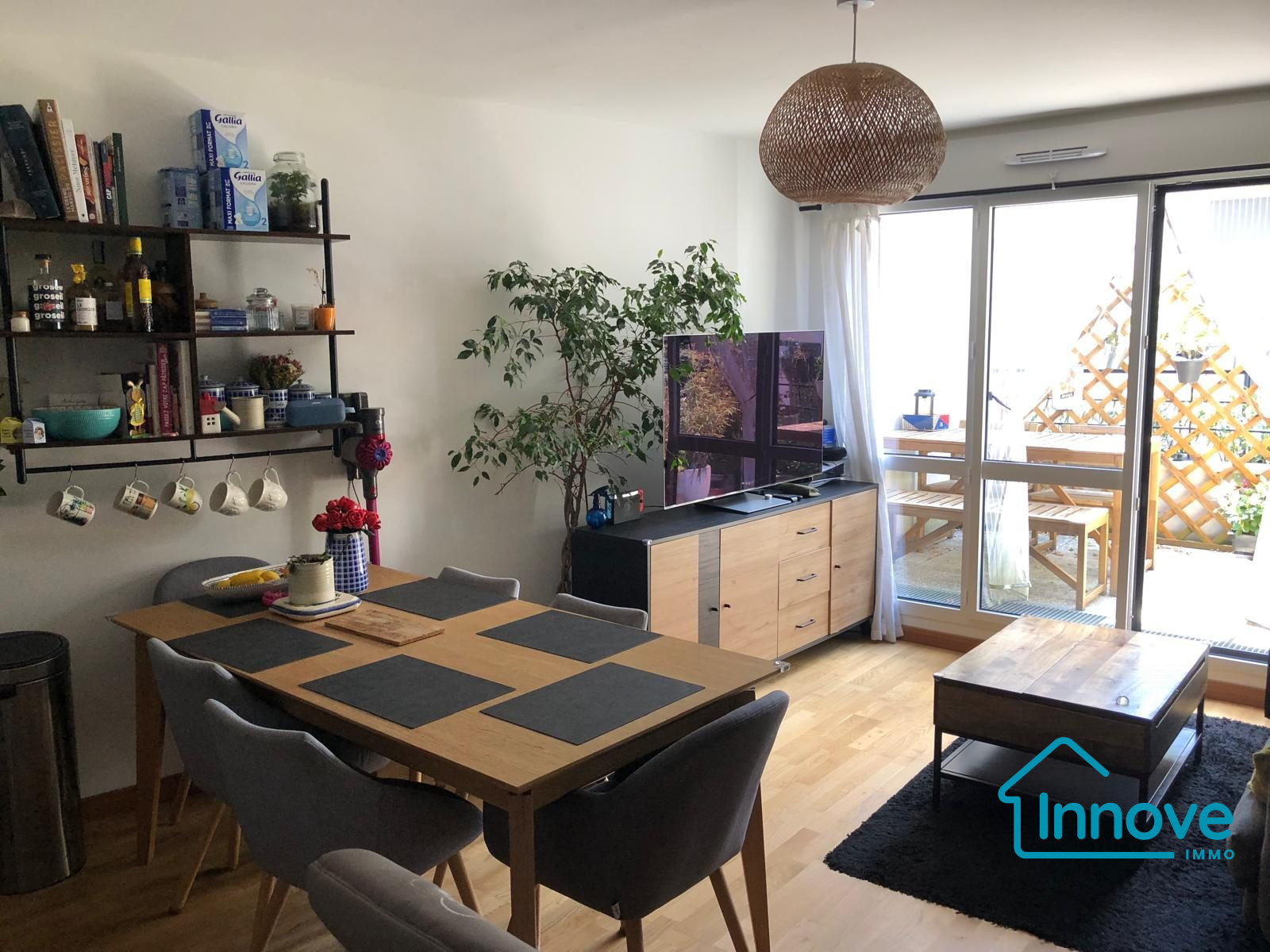 
                                                Vente
                                                 Viroflay Rive Gauche – Appartement familial de 84 m² avec ter