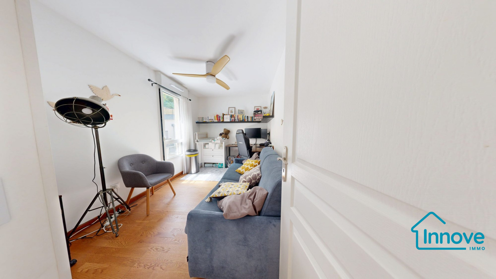 
                                                Vente
                                                 Viroflay Rive Gauche – Appartement familial de 84 m² avec ter