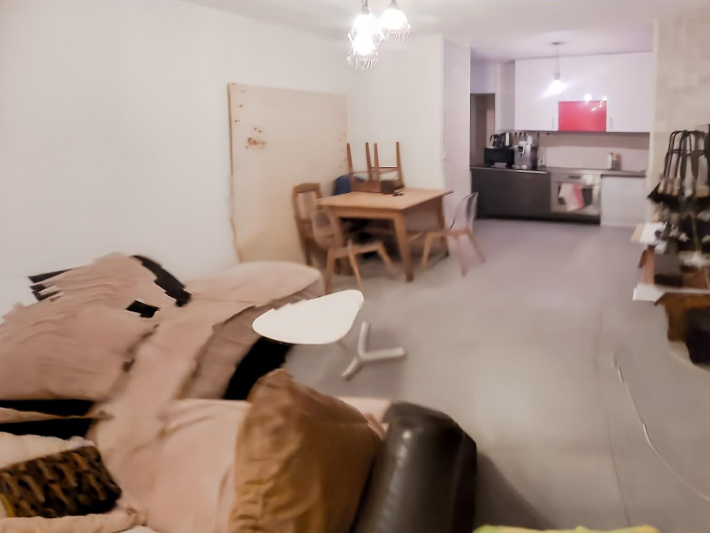 
                                                Vente
                                                 Vitrolles F3 +cave  plein sud