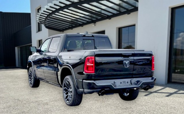 
                                                Voiture
                                                 Voiture 4x4 - Dodge Ram 1500  Crew Cab 5.7 V8 LIMITED eTORQUE - 114970€