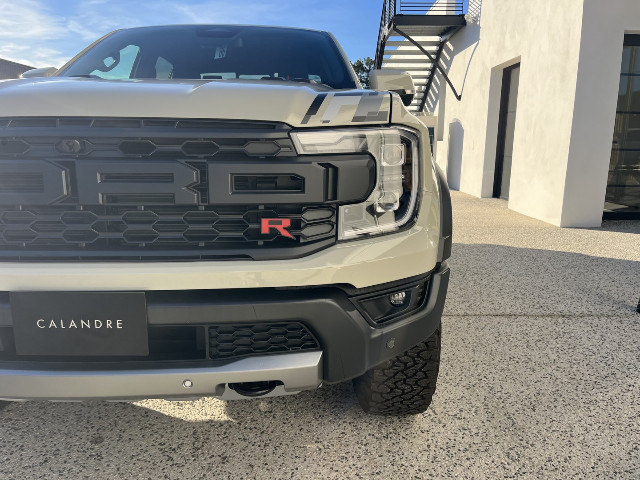 
                                                Voiture
                                                 Voiture 4x4 - Ford Ranger RAPTOR "R"  V6  410 CH - 99970€