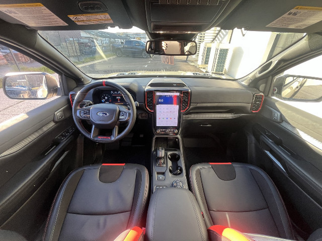 
                                                Voiture
                                                 Voiture 4x4 - Ford Ranger RAPTOR "R"  V6  410 CH - 99970€