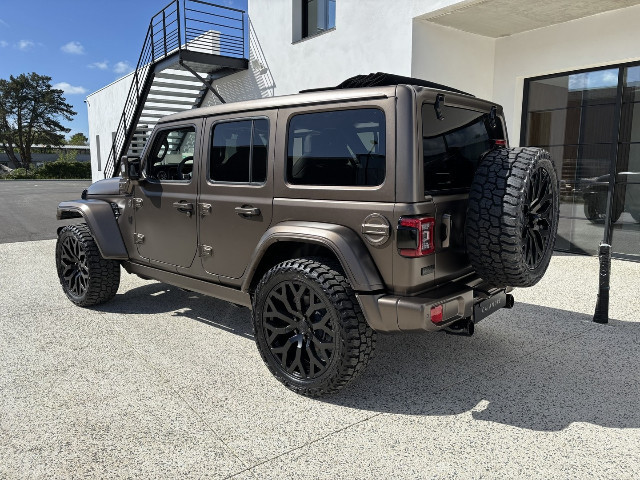 
                                                Voiture
                                                 Voiture 4x4 - Jeep Brute HYBRID - 159970€