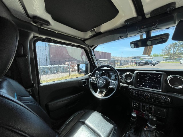 
                                                Voiture
                                                 Voiture 4x4 - Jeep Wrangler RUBICON 2.0 380 CH PHEV - 54970€