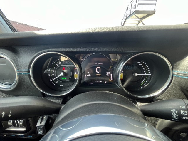 
                                                Voiture
                                                 Voiture 4x4 - Jeep Wrangler RUBICON 2.0 380 CH PHEV - 54970€