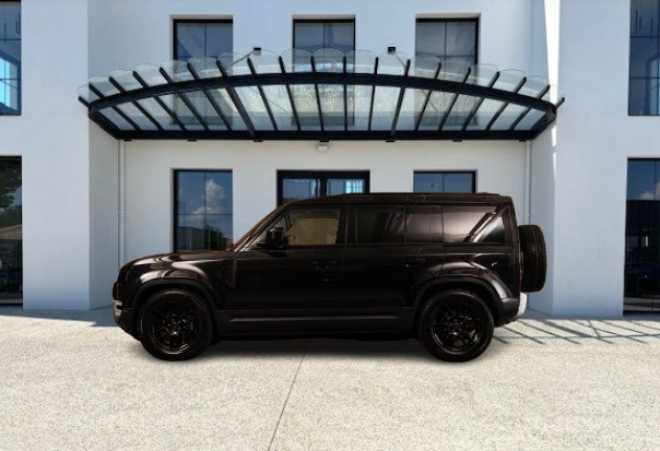 
                                                Voiture
                                                 Voiture 4x4 - Land Rover Defender 110 D250 /S UTILITAIRE 3 PLACES - 99970€