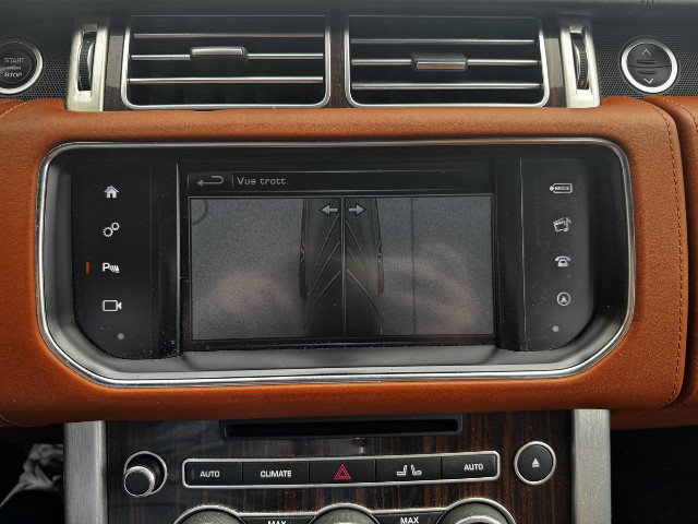 
                                                Voiture
                                                 Voiture 4x4 - Land Rover Range Rover AUTOBIOGRAPHY - 29970€