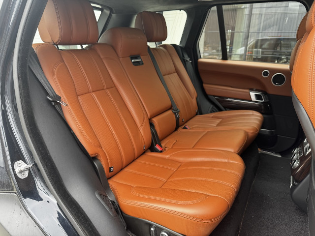 
                                                Voiture
                                                 Voiture 4x4 - Land Rover Range Rover AUTOBIOGRAPHY - 29970€