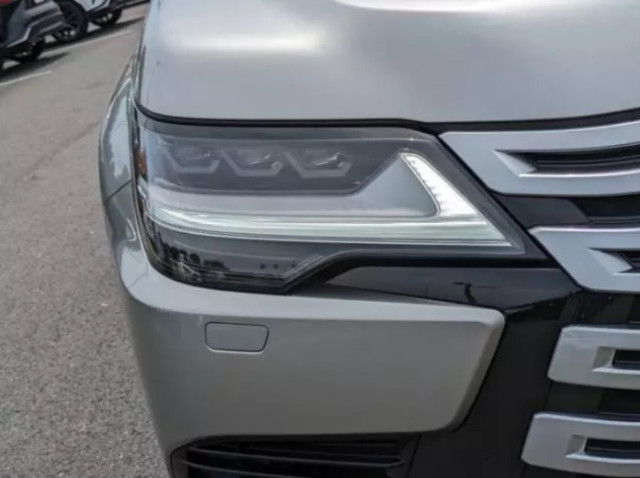 
                                                Voiture
                                                 Voiture 4x4 - Lexus Lx 600 PREMIUM - 169970€