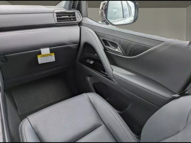 
                                                Voiture
                                                 Voiture 4x4 - Lexus Lx 600 PREMIUM - 169970€