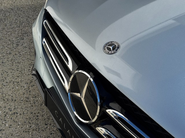 
                                                Voiture
                                                 Voiture 4x4 - Mercedes Glc 350 E 4MATIC - 26970€