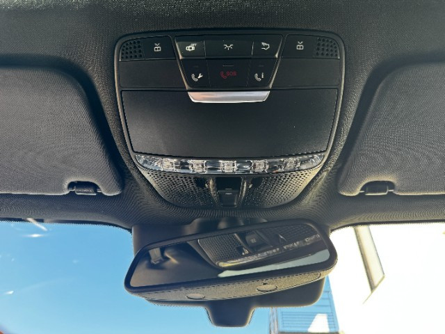 
                                                Voiture
                                                 Voiture 4x4 - Mercedes Glc 350 E 4MATIC - 26970€