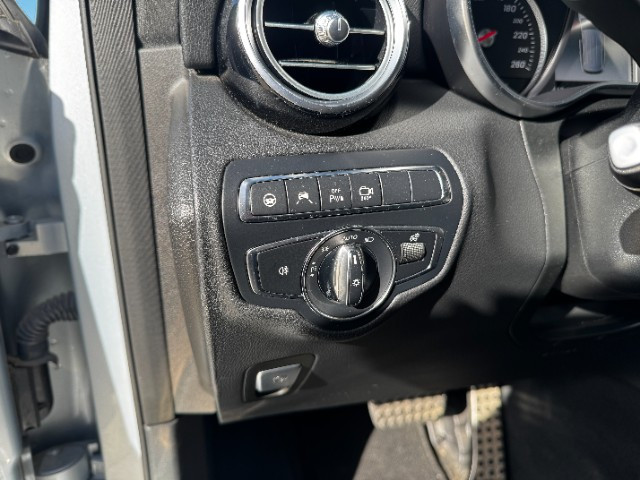 
                                                Voiture
                                                 Voiture 4x4 - Mercedes Glc 350 E 4MATIC - 26970€