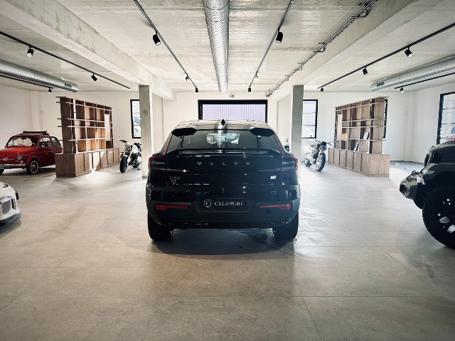 
                                                Voiture
                                                 Voiture 4x4 - Volvo C40 Recharge Twin 408 Ch Awd 1 EDITION PLUS - 44970€