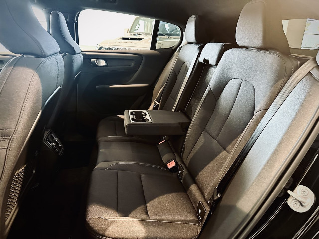 
                                                Voiture
                                                 Voiture 4x4 - Volvo C40 Recharge Twin 408 Ch Awd 1 EDITION PLUS - 44970€