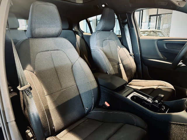 
                                                Voiture
                                                 Voiture 4x4 - Volvo C40 Recharge Twin 408 Ch Awd 1 EDITION PLUS - 44970€